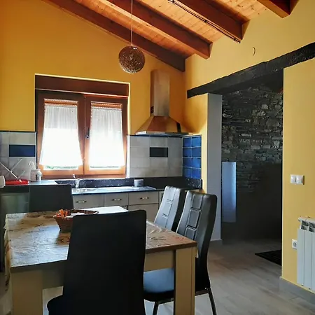 Vivienda Turistica * A Madanela